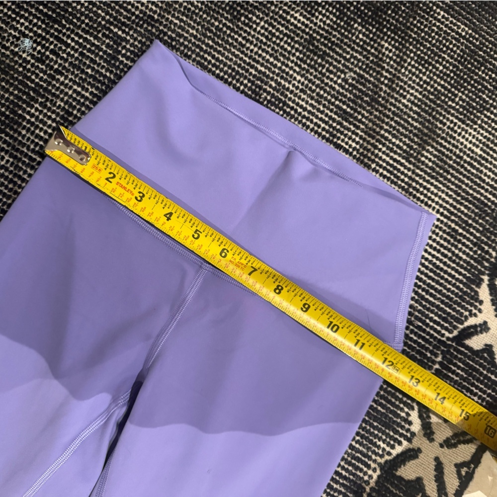 Lululemon Alighn Leggings. - Picture 4 of 6